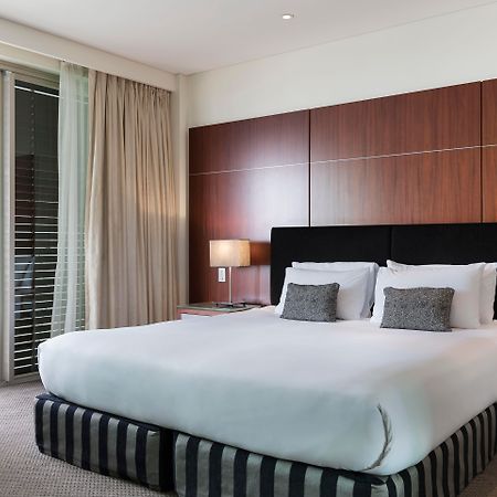 Pullman Auckland Hotel & Apartments Eksteriør bilde A bedroom at the hotel